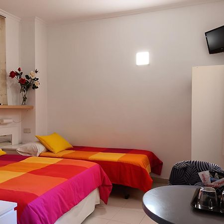 מדריד Hostal Casa Chueca מראה חיצוני תמונה