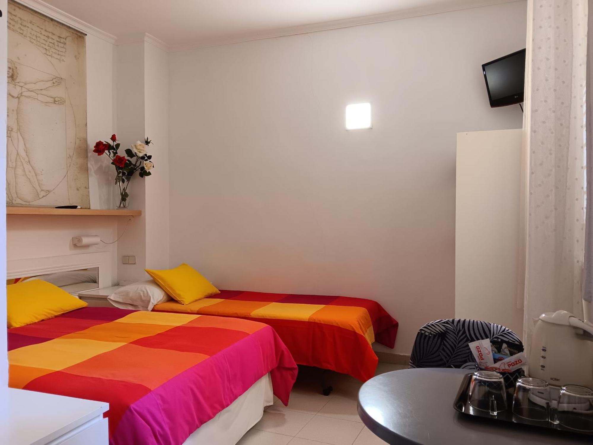 מדריד Hostal Casa Chueca מראה חיצוני תמונה