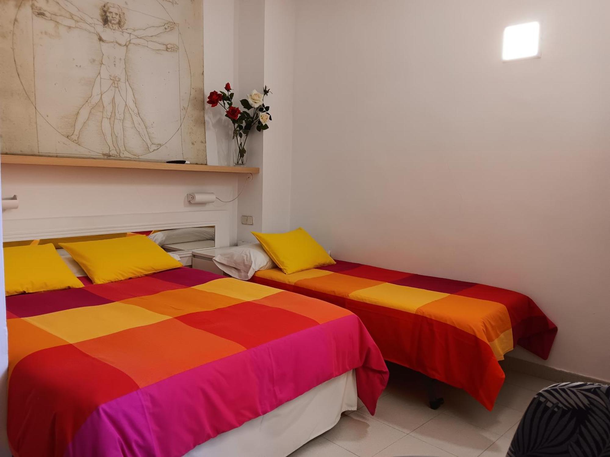 מדריד Hostal Casa Chueca מראה חיצוני תמונה